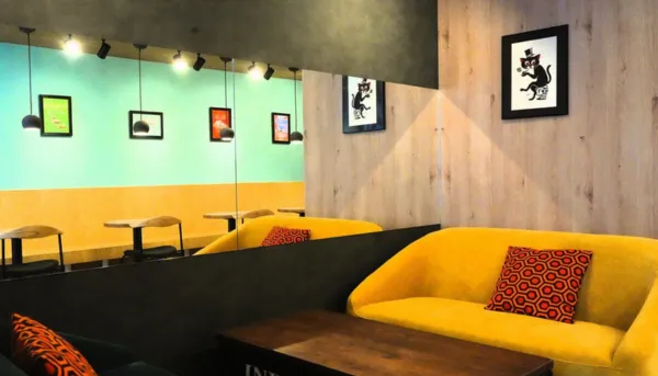 パパ活 高知県 女性 HOLIDAY HOLICS tea&carrot