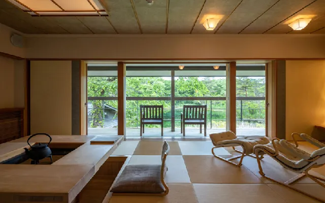 福島県　パパ活　女性　HOTELLI aalto