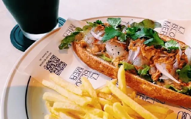 パパ活　岡山県　女性　L Bloomer