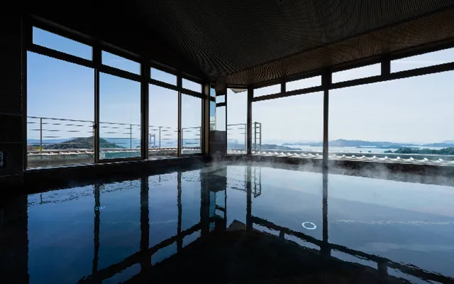 パパ活　岡山県　女性　WASHU BLUE RESORT 風籠 かさご