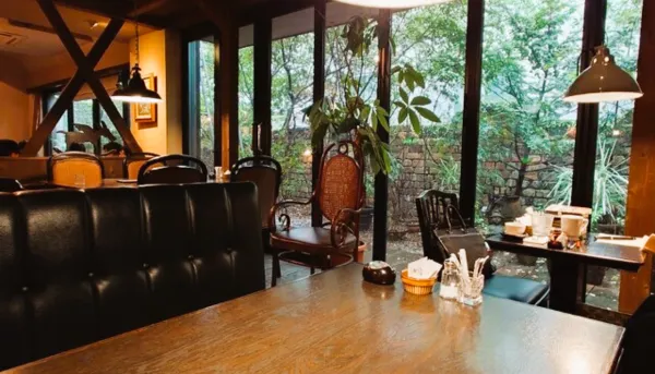 パパ活 高知県 女性 メフィストフェレス