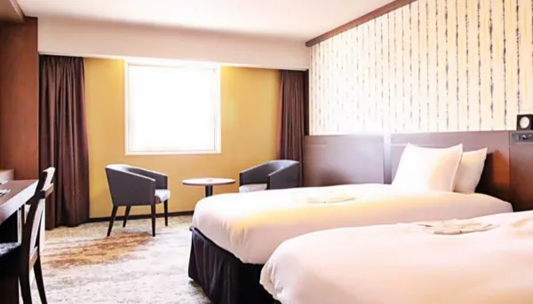 パパ活 高知県 女性 リッチモンドホテル高知