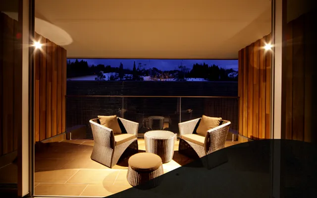 パパ活　新潟県　女性　四季 Four Seasons YUZAWA クワトロQUATTRO