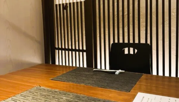 パパ活 高知県 女性 座屋(いざりや)