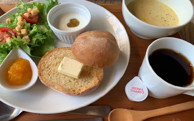 パパ活　岡山県　女性　水辺のカフェ 三宅商店 酒津