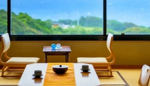 パパ活 高知県 女性 足摺国際ホテル