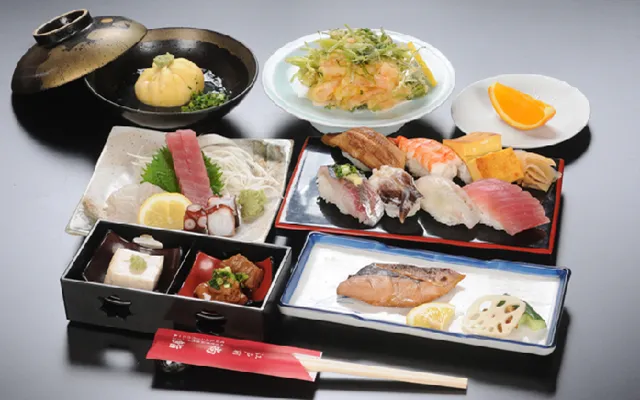 三重県 パパ活 女性 尚鮨