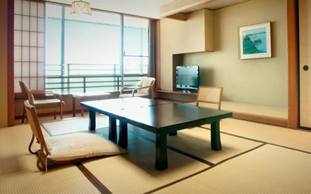 三重県 パパ活 女性 長島温泉 ホテル花水木