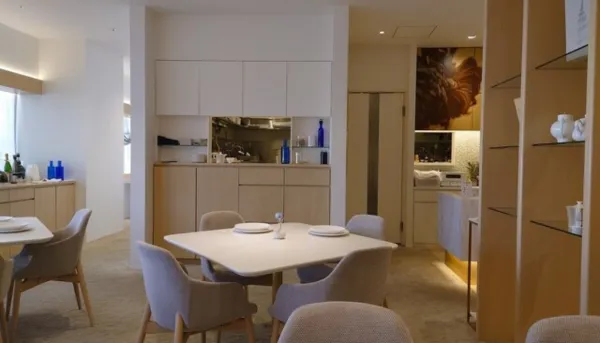 パパ活　福井県　女性　BLUESTOCKING