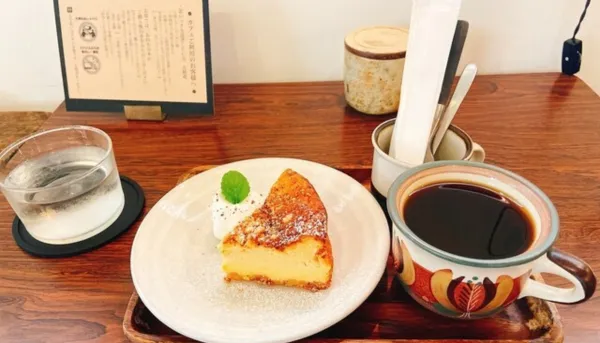 大分県 パパ活 女性 カモシカ書店