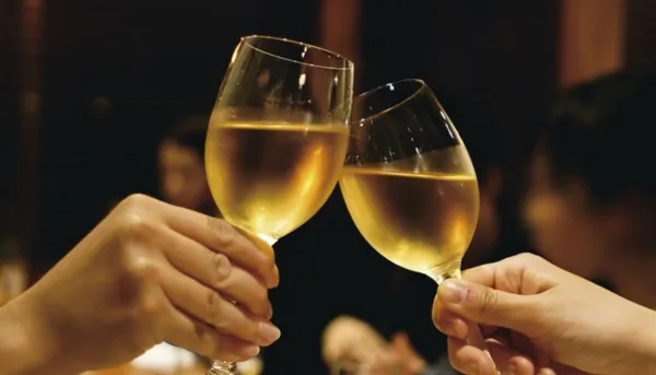 秋田県　パパ活　女性　ダイニングレストラン　ザ・キャッスル