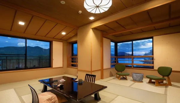 秋田県　パパ活　女性　花心亭しらはま