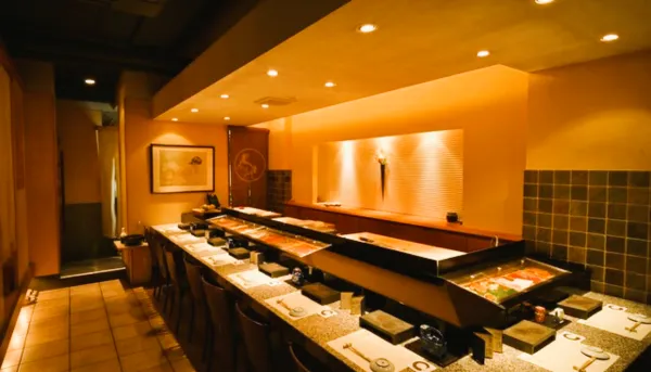 秋田県　パパ活　女性　鮨 天駒